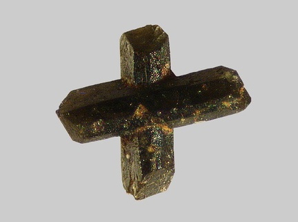 Augite - Ruisseau de Chevalard - Vernines - Puy-de-Dôme - FP - Taille 0,7mm