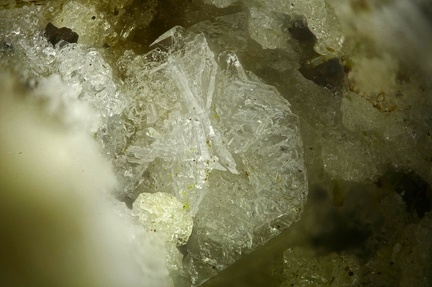 n°163256 - Tridymite - Rocher du Capucin - Le Mont Dore - Puy-de-Dôme