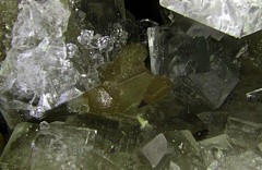 n°158029 - Sphalerite  Fluorite - Bois-Des-Crots - Chaumot - Nièvre 