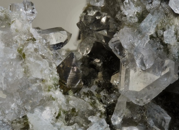 Anatase Albite - La  Grande Ecaille - Bourg-Saint-Maurice - Savoie