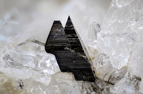 Anatase Quartz - Forêt de Sapey - Jarrier - St Jean de Maurienne - Savoie