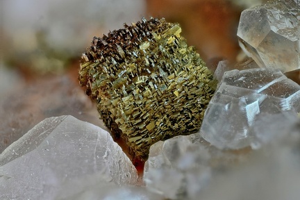 Marcassite Calcite - Carrière du Rivet - Montredon-Labessonié - Tarn