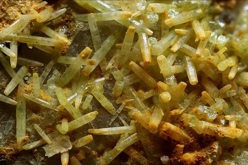 Pyromorphite - Carrière de La Lande -  Plumelin - Morbihan